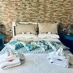 Le Stanze Di Megaride