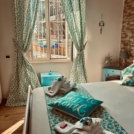 Le Stanze Di Megaride 게스트하우스 3*