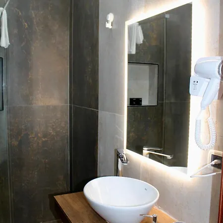 Le Stanze Di Megaride