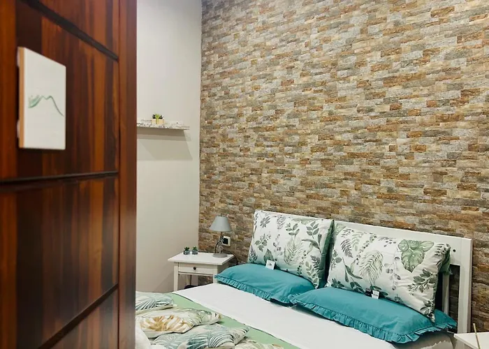 ゲストハウス Le Stanze Di Megaride 3*