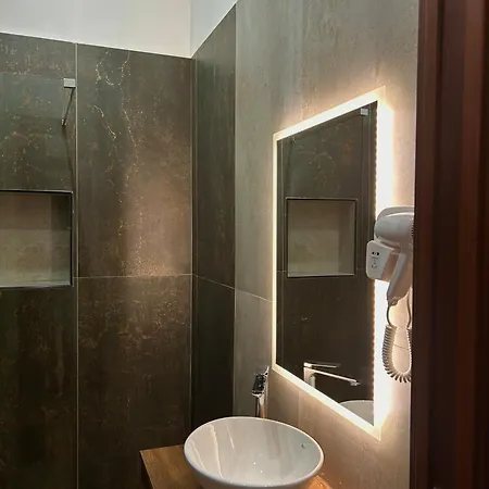 Le Stanze Di Megaride