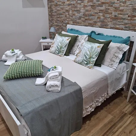 Le Stanze Di Megaride