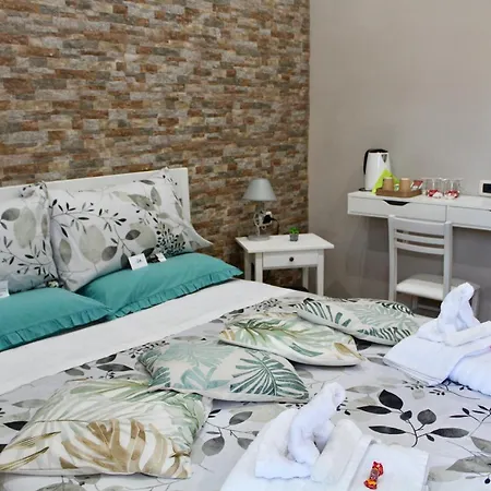 Le Stanze Di Megaride